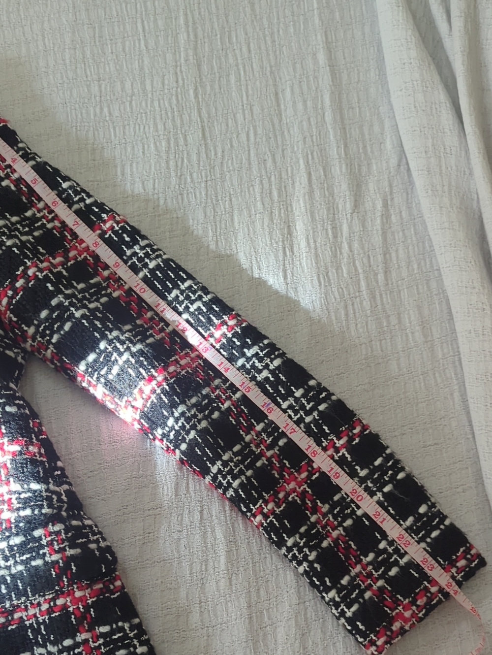 Massimo Dutti Women's Black and Red Plaid Coat - Picture 12 of 13